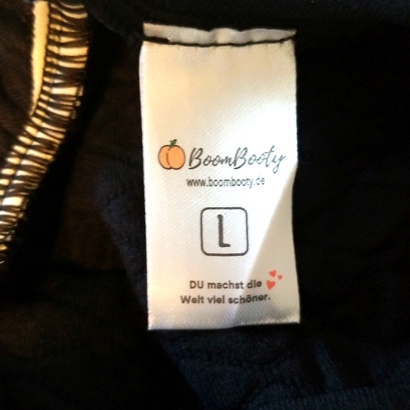 Boom Booty leggings, black honeycomb pattern, Size L - Picture 7 of 8